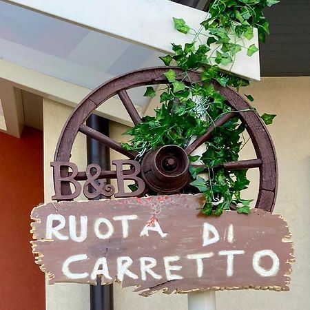 B&B Ruota Di Carretto 니콜로시 외부 사진